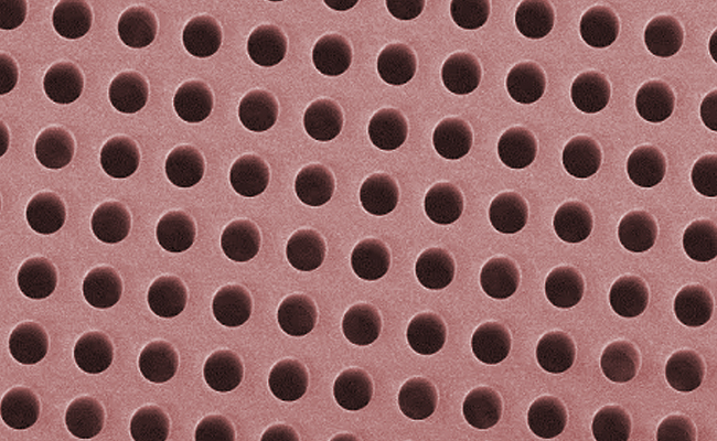 激光打孔在薄膜加工中的精度、效率與局限性探討